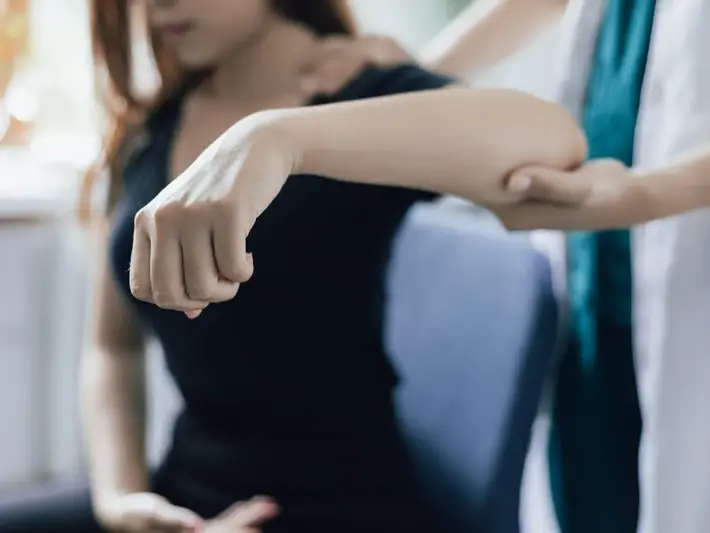 Chiropractic Consultation and Diagnosis services in Putney